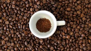 Labākais šķīstošā kafija: vērtējums "Roskachestva"