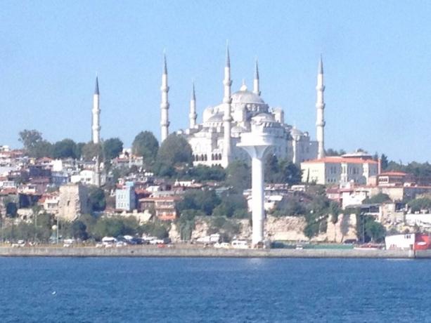 Nu, ko darīt, ja kontrasti Istanbul, protams, ir vairāk!