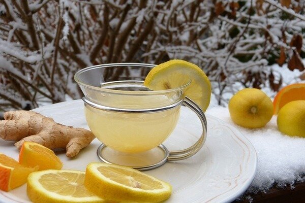 Ingvers ar citronu ir lielisks līdzeklis pret saaukstēšanos (Foto: Pixabay.com)