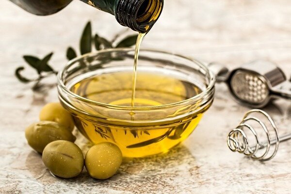 Dabiskā olīveļļa nevar būt lēta (Foto: Pixabay.com)