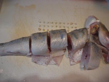 Pareiza zivju galerts no filmas "Likteņa ironija". Hippolyte no šādas zivis netiktu atteikta.